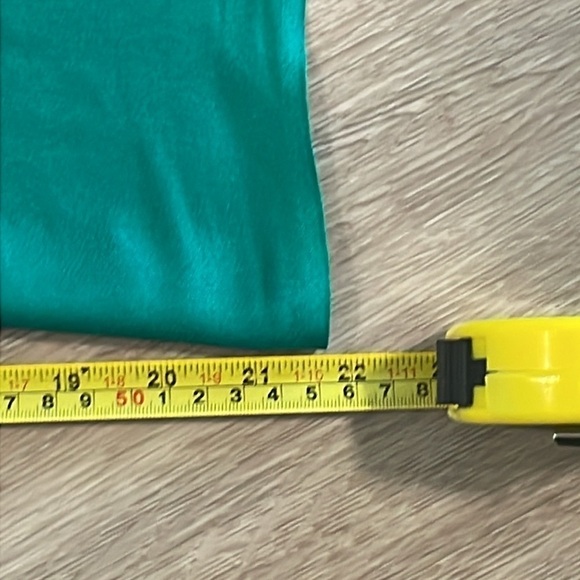 Jones New York Women’s Scarf One Size Green 100% Lightweight Tassel Fringe - Picture 5 of 10